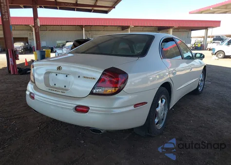 2002 Oldsmobile Aurora 4.0 z USA, uszkodzony, nr VIN 1G3GS64CX24130928